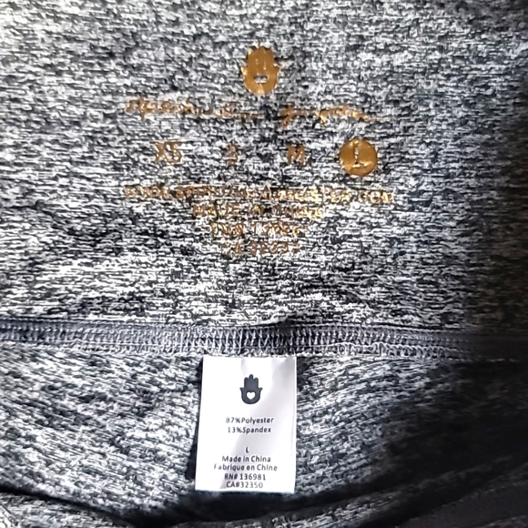 🩶 SPIRITUAL GANGSTER SUPER SMOOTH AND SOFT LEGGINGS! - Picture 2 of 12